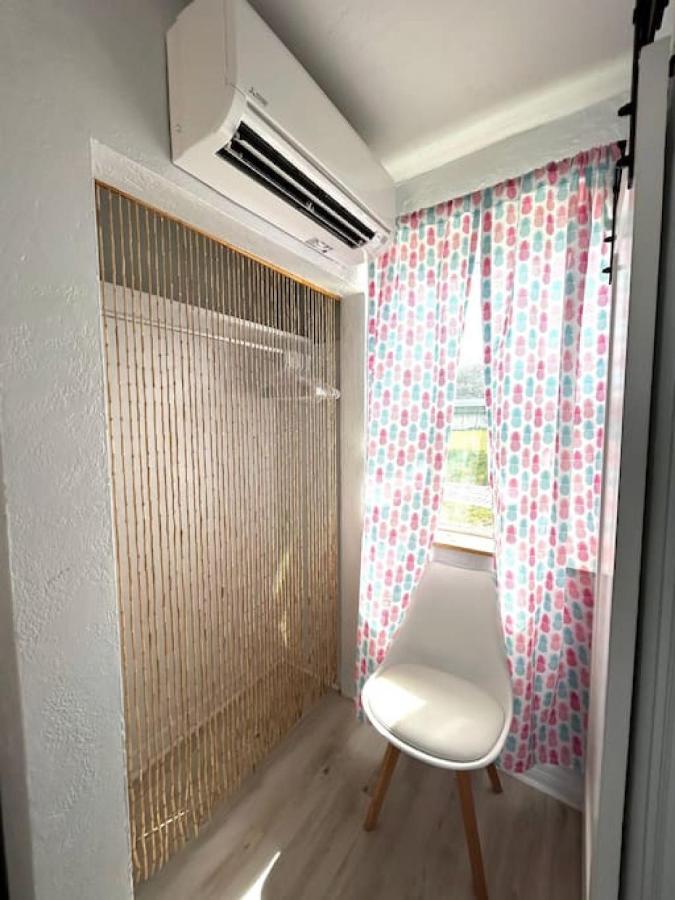 Pineapple Shores Retro 6 Apartamento Daytona Beach